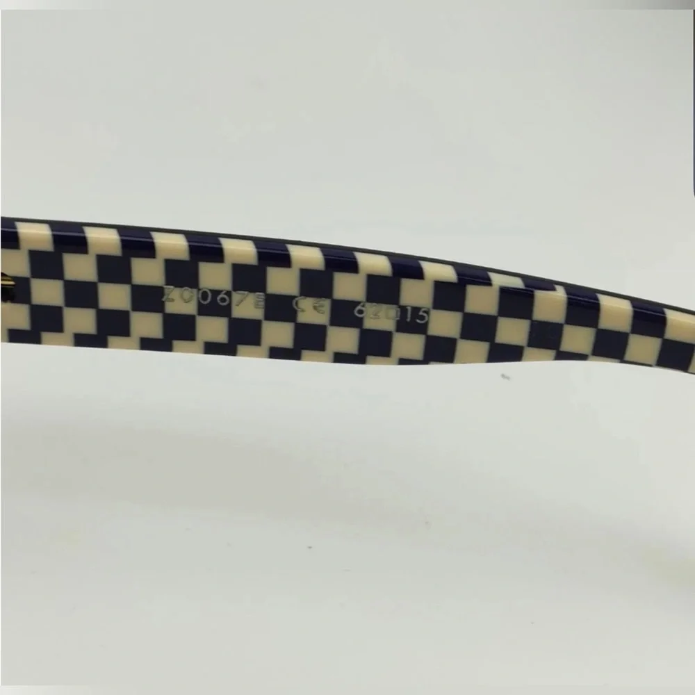 Louis Vuitton Authentic Sunglasses Unisex!!! Like New! - Picture 9 of 13